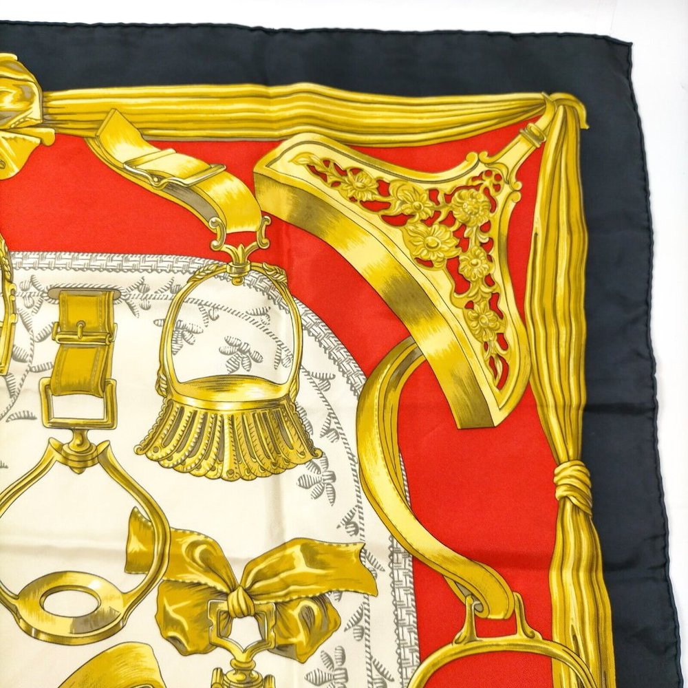 Hermes scarf Carre 90 Reds Silk100% - Picture 2 of 9